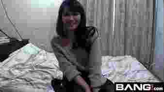 Durva japán játékokkal teli extrém összeállítás, ahol a szőrös lányok kényeztetik magukat