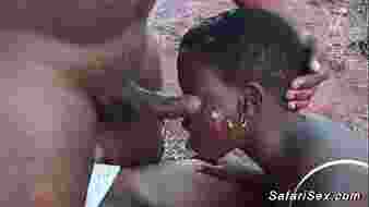 Vad afrikai kinti csoportos dugás, extrém élményekkel